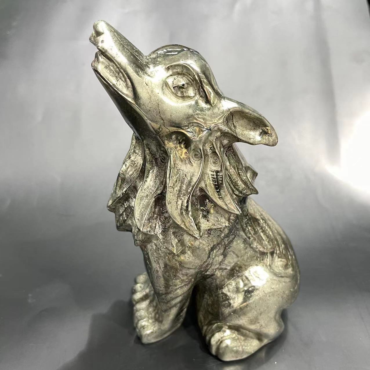 Pyrite Wolf carving